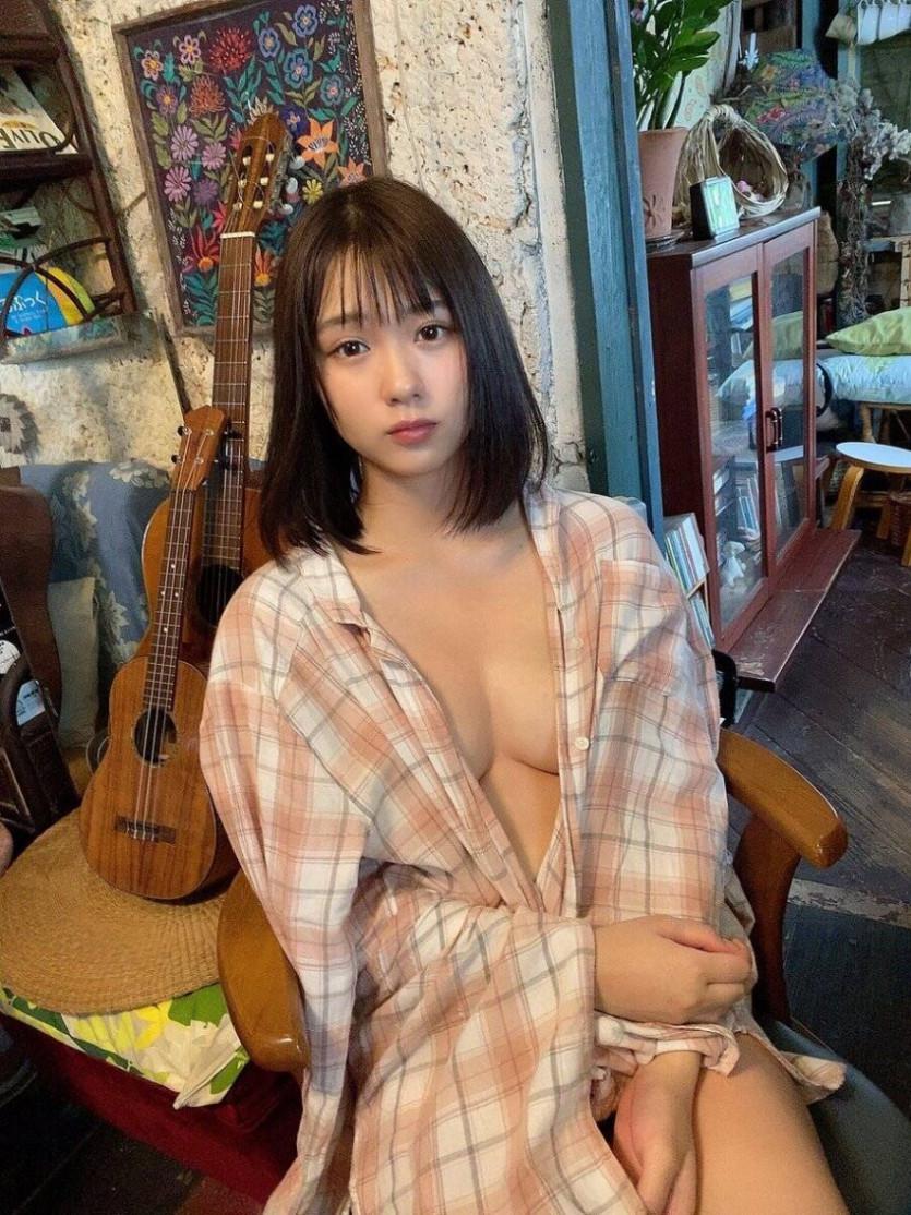 왜 av 찍는건지 모르겠는 누나