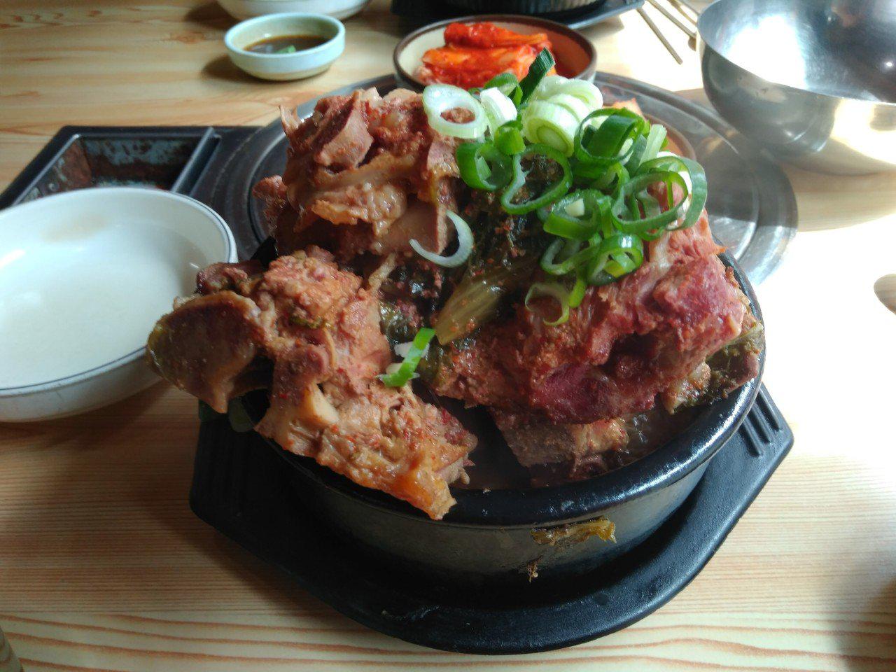 5000원짜리 뼈다귀 해장국