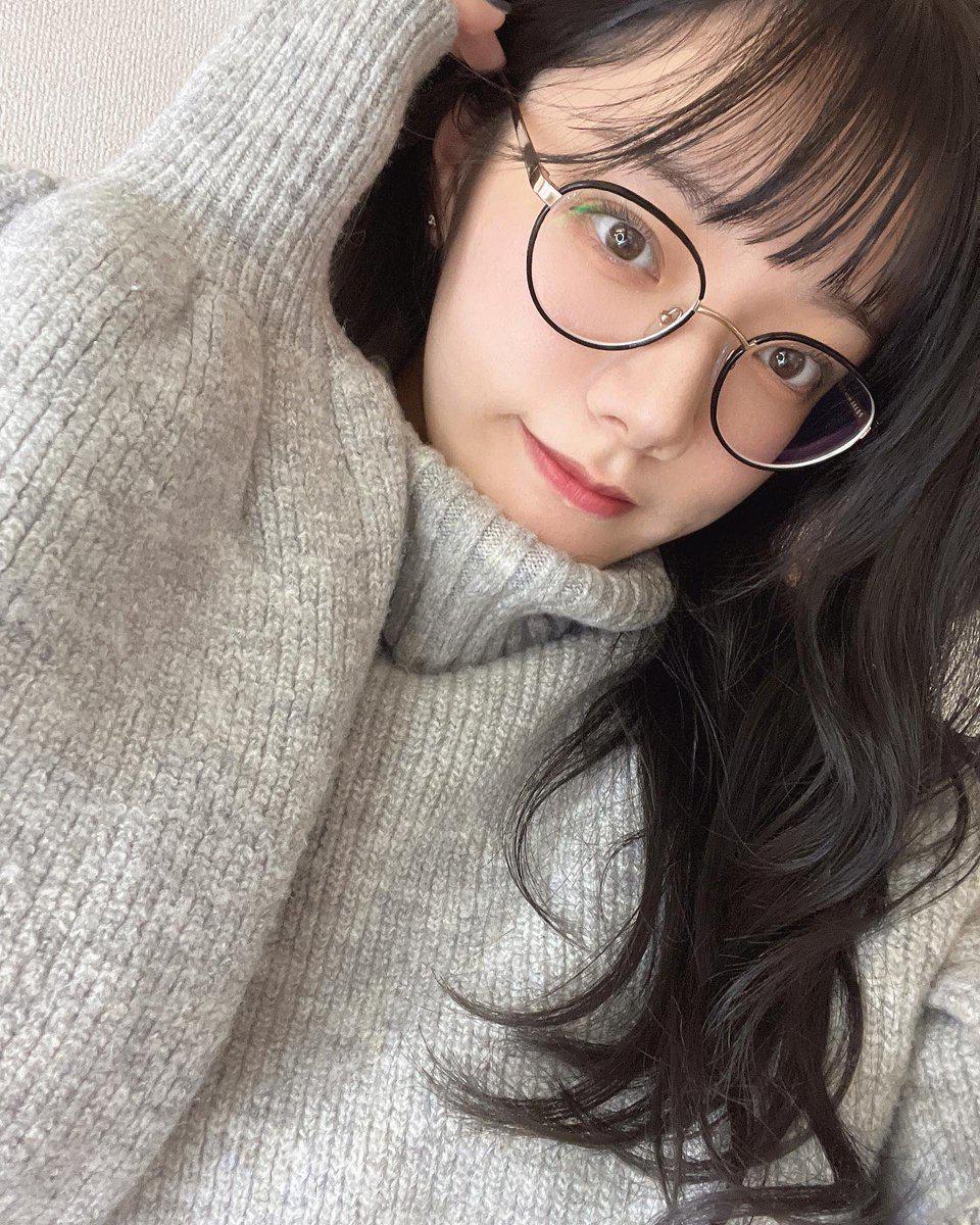 AV 떠오르는 배우 미야시타 레나