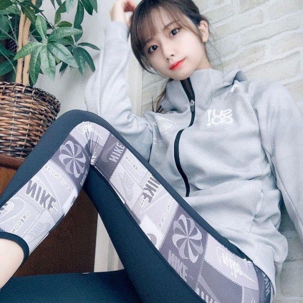한국에서 활동중인 일본인 레이싱걸