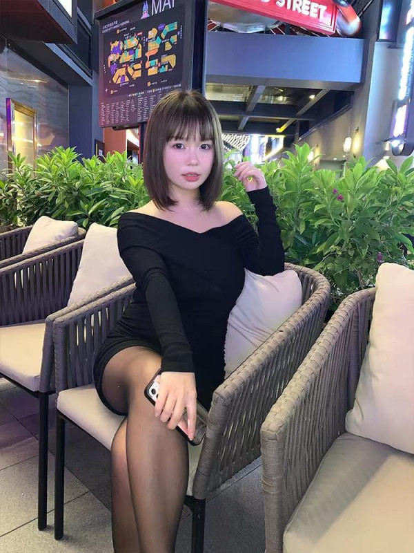어마어마한 허벅지들을 살펴보자